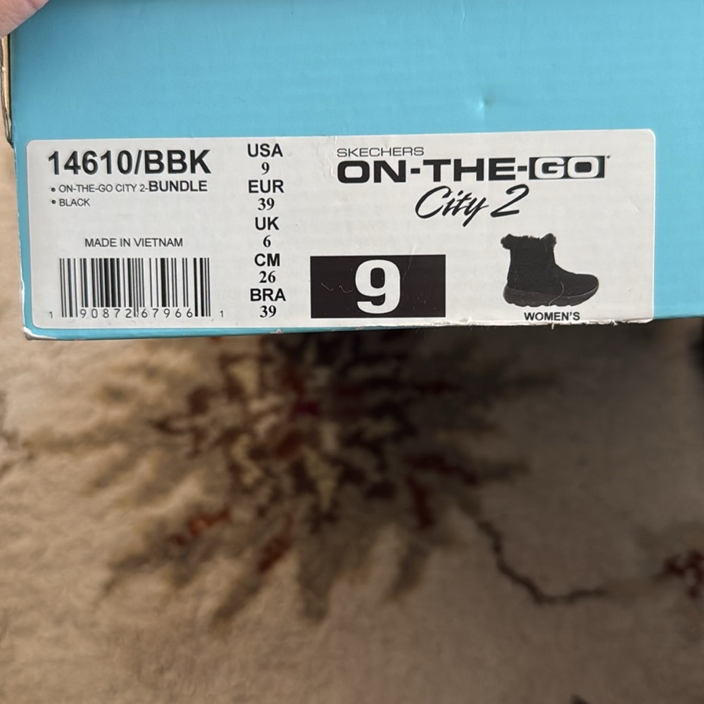Boots - Picture 5 of 5
